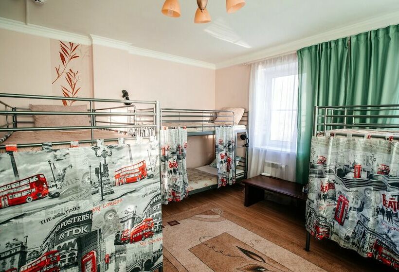 带共用浴室的标准房间, Samovar Hostel