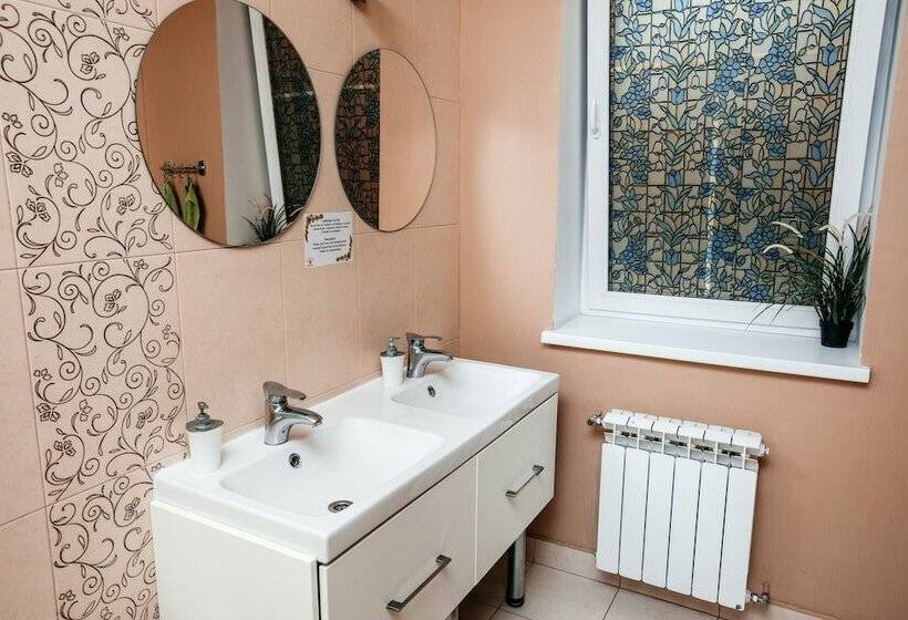 חדר סטנדרט חדר אמבטיה משותף, Samovar Hostel