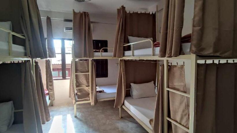공동 객실, Vongprachan Backpackers Hostel
