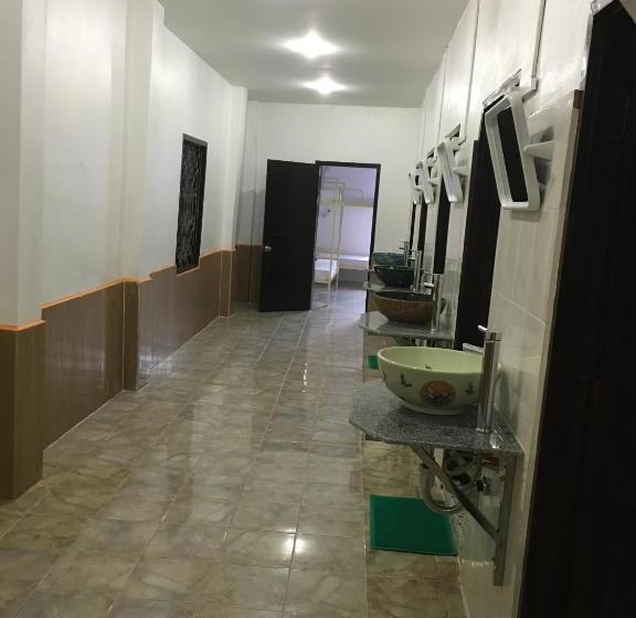 공동 객실, Vongprachan Backpackers Hostel