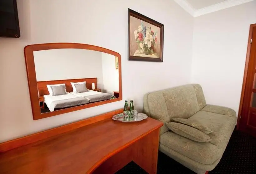 スーペリアファミリールーム, Wodnik Twój Hotel Z Widokiem Na Morze