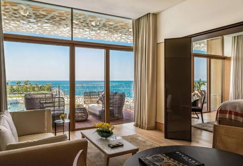 キングサイズベッドのジュニアスイート, Bulgari Resort Dubai