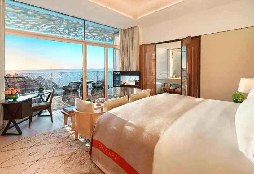 キングサイズベッド、ビュー付きデラックスルーム, Bulgari Resort Dubai