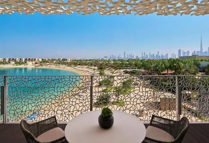 キングサイズベッド、ビュー付きデラックスルーム, Bulgari Resort Dubai