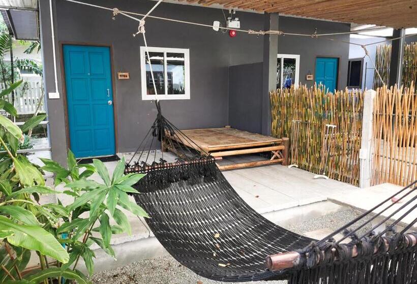 Номер Стандарт, Glur Hostel