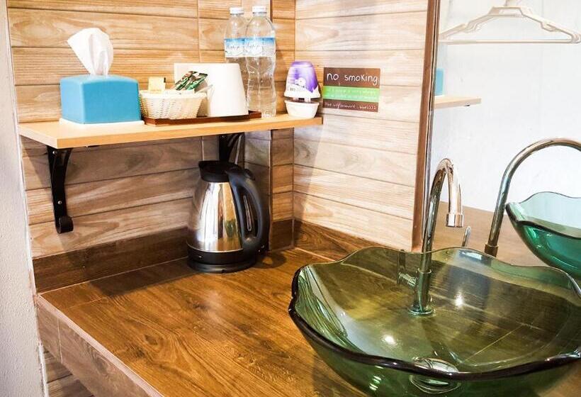 Номер Стандарт, Glur Hostel