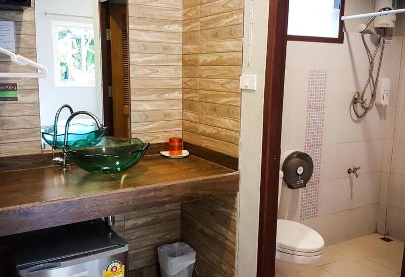 اتاق استاندارد, Glur Hostel