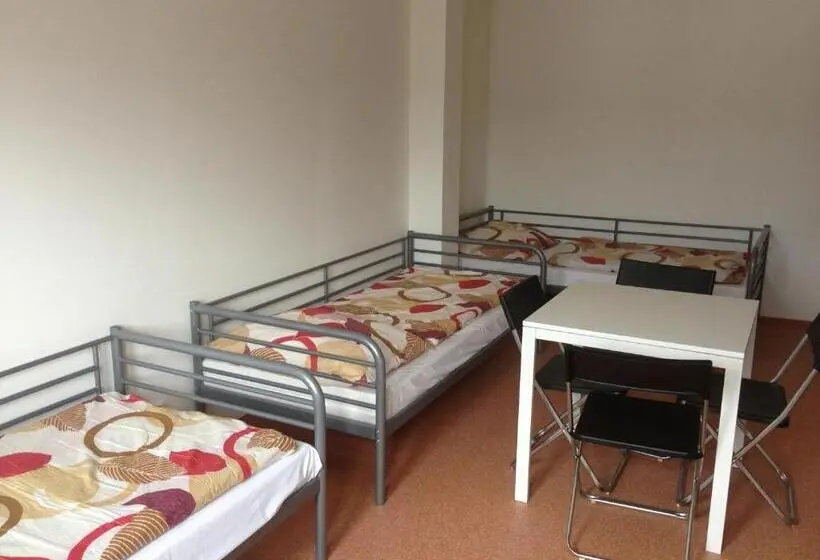 Standard Kolmen Hengen Huone, Hostel Bohemia
