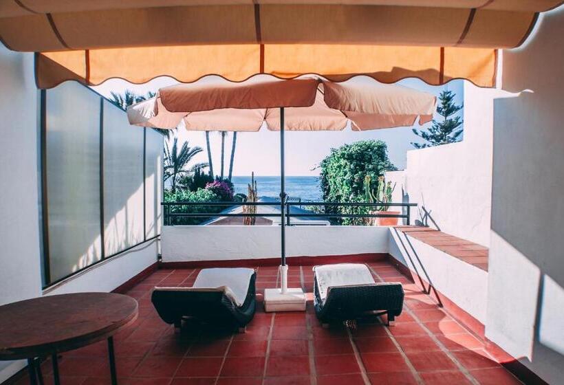 ジュニアスイート, Carabeo