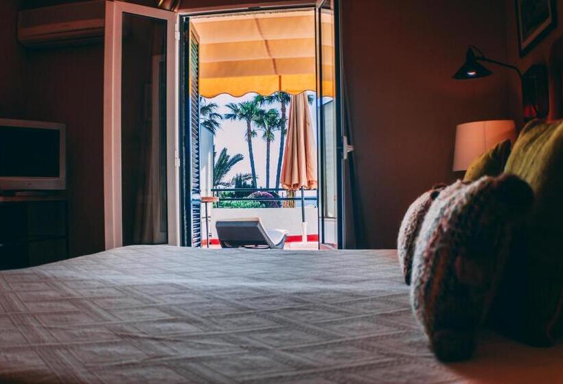 ジュニアスイート, Carabeo