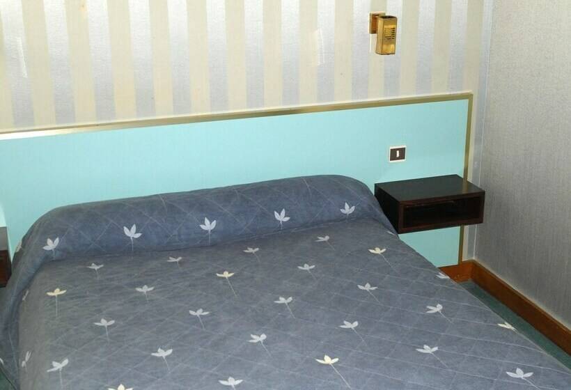 スタンダードルーム, Hôtel Restaurant Des Lys