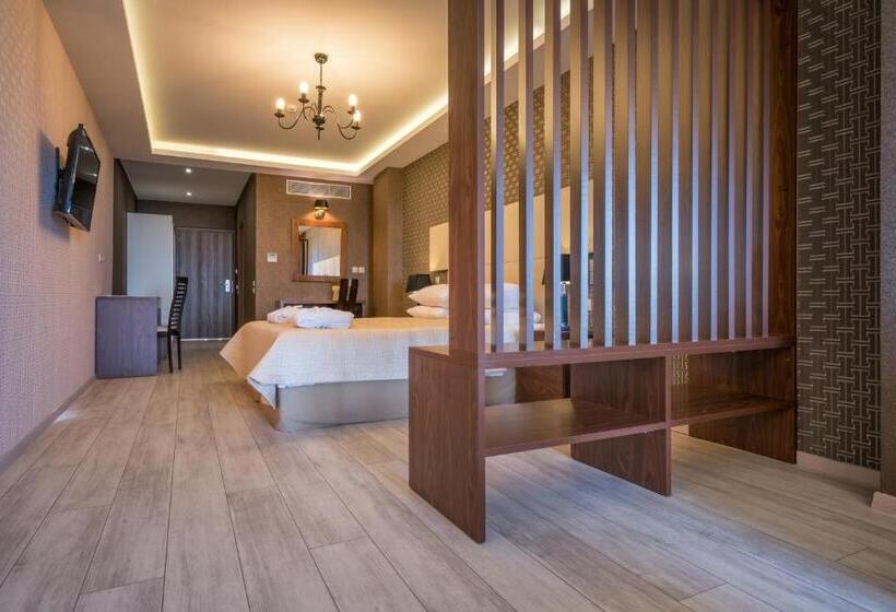 Люкс Superior, Elegance Luxury Executive Suites  Adults Only