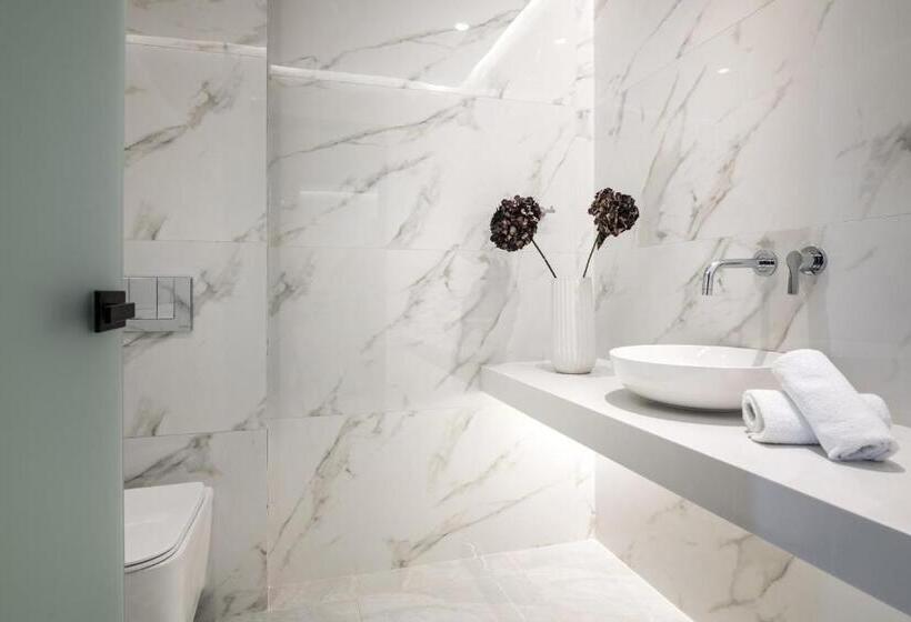 Люкс Повышенной Комфортности, Elegance Luxury Executive Suites  Adults Only