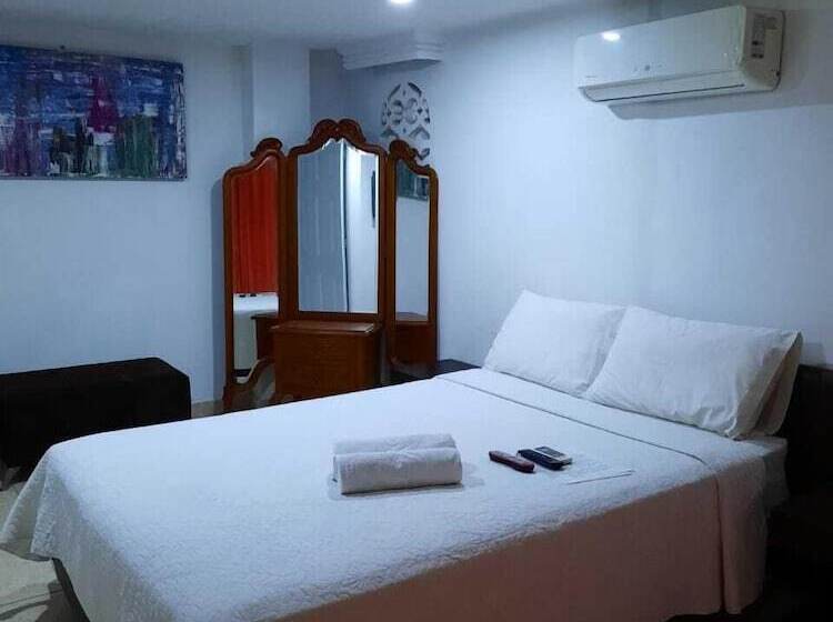 スタンダードルーム, Fegali Art Boutique