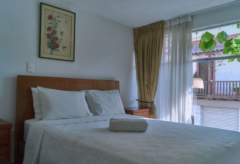 スタンダードルーム, Fegali Art Boutique