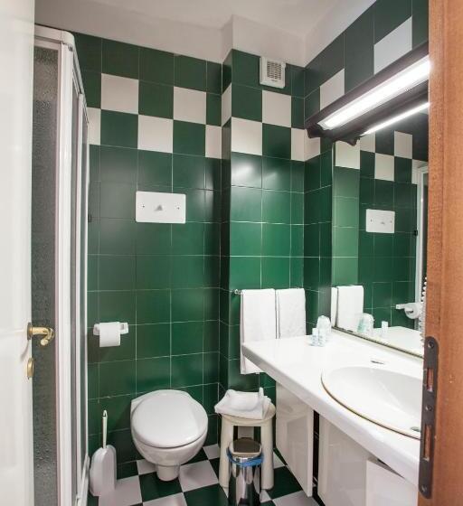 غرفة قياسية مزودة بشرفة مطلة على الحديقة, Holiday Sport & Relax