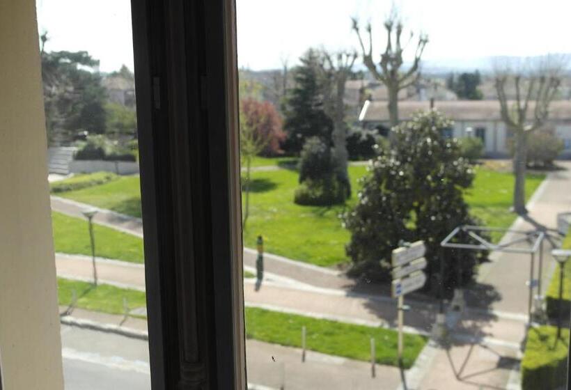 スーペリアールーム, Hôtel Restaurant Des Lys