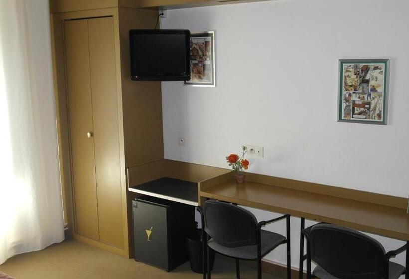 スーペリアールーム, Hôtel Restaurant Des Lys