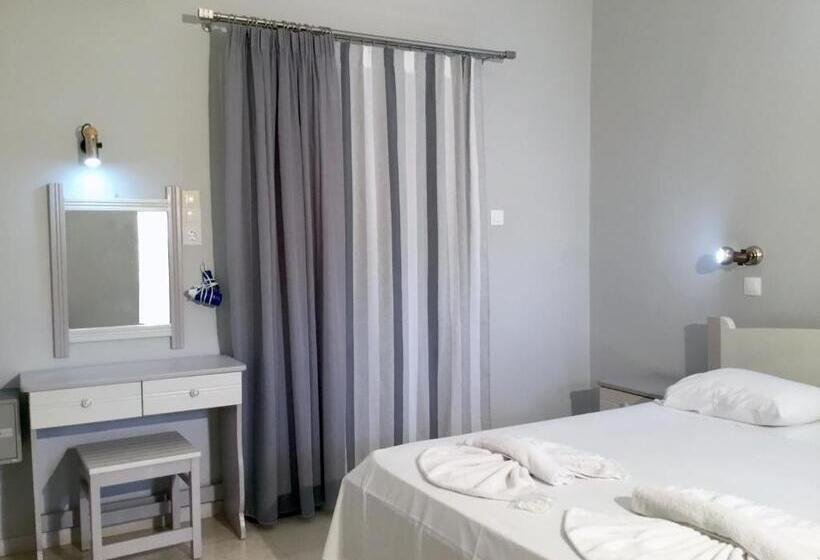 استودیوی استاندارد با تخت دوبل, Plubis Studios