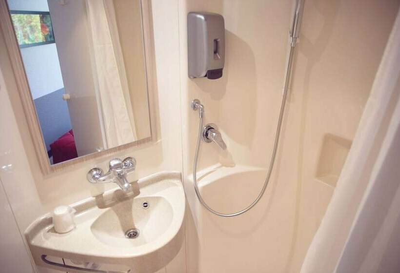 غرفة قياسية, Premiere Classe Roissy  Aeroport Charles De Gaulle