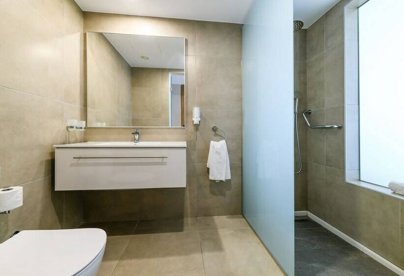 Номер Deluxe Вид на Бассейн, Tasia Maris Seasons - Adults Only