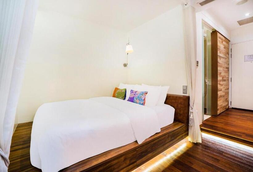 اتاق لوکس, The Daulat By Hotel Calmo