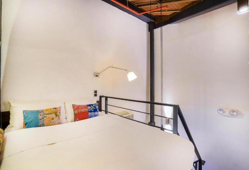 اتاق استاندارد, The Daulat By Hotel Calmo