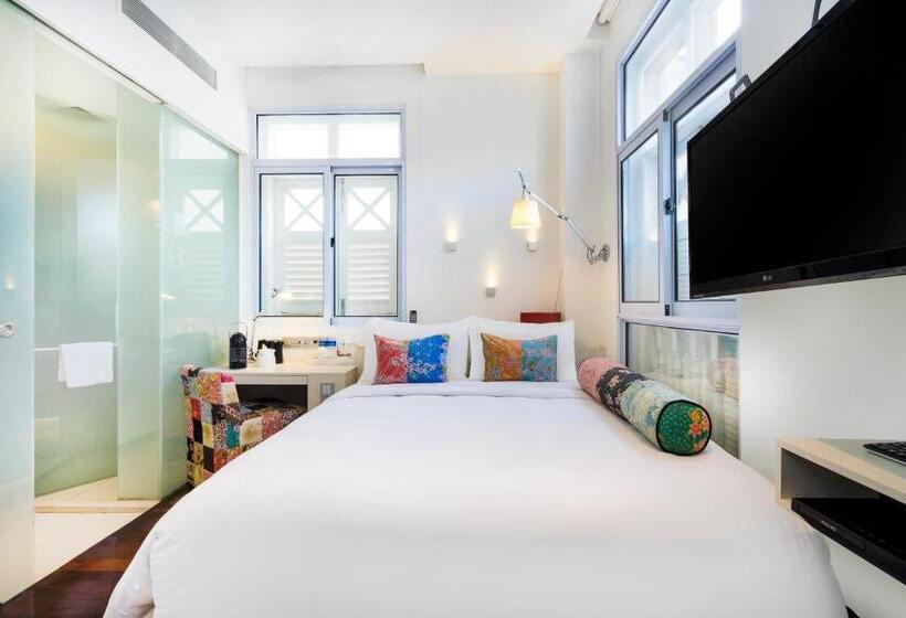 اتاق استاندارد با بالکن, The Daulat By Hotel Calmo