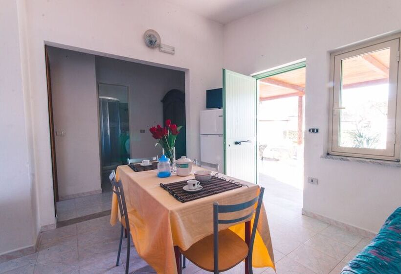 اتاق خانوادگی, Villaggio Borgo Degli Ulivi