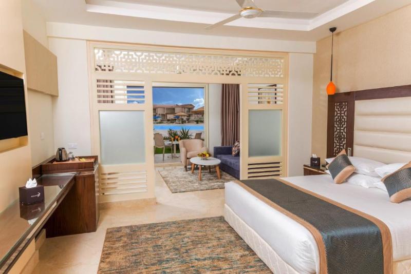 سوییت جونیور با چشمانداز دریا, Pickalbatros Sea World Resort Marsa Alam Aqua Park