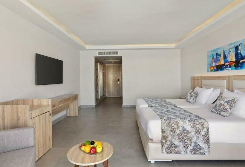 اتاق لوکس, Pickalbatros Sea World Resort Marsa Alam Aqua Park