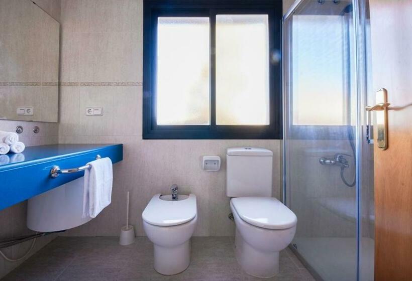 家族用アパートメント, Beatrix 2000 - Caliu Apartments