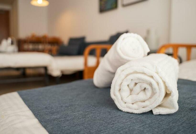 家族用アパートメント, Beatrix 2000 - Caliu Apartments