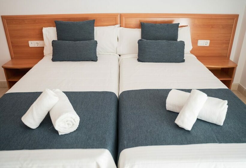 家族用アパートメント, Beatrix 2000 - Caliu Apartments