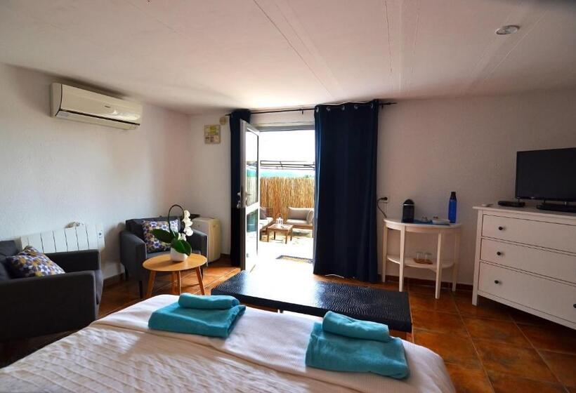 Номер Стандарт Вид на Бассейн, Casa Mallarenga Rooms