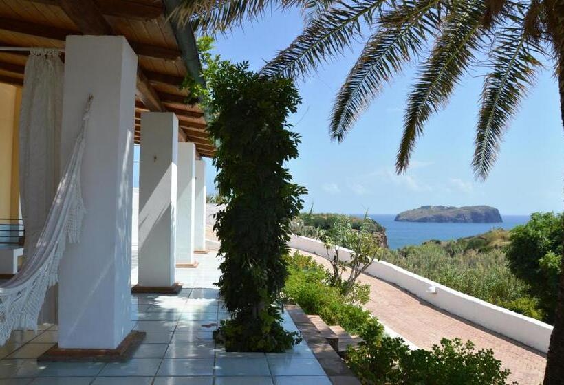 غرفة قياسية مطلّة علي البحر, Agave E Ginestra