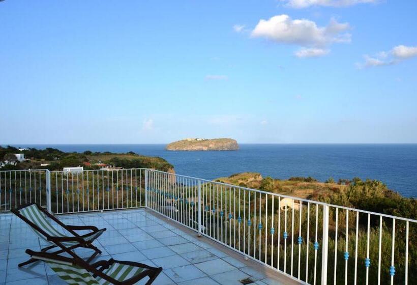 غرفة سوبيريور مطلّة علي البحر, Agave E Ginestra