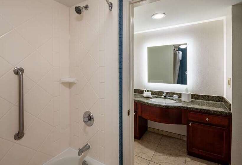 Люкс Кровать Кинг, Homewood Suites By Hilton Conroe