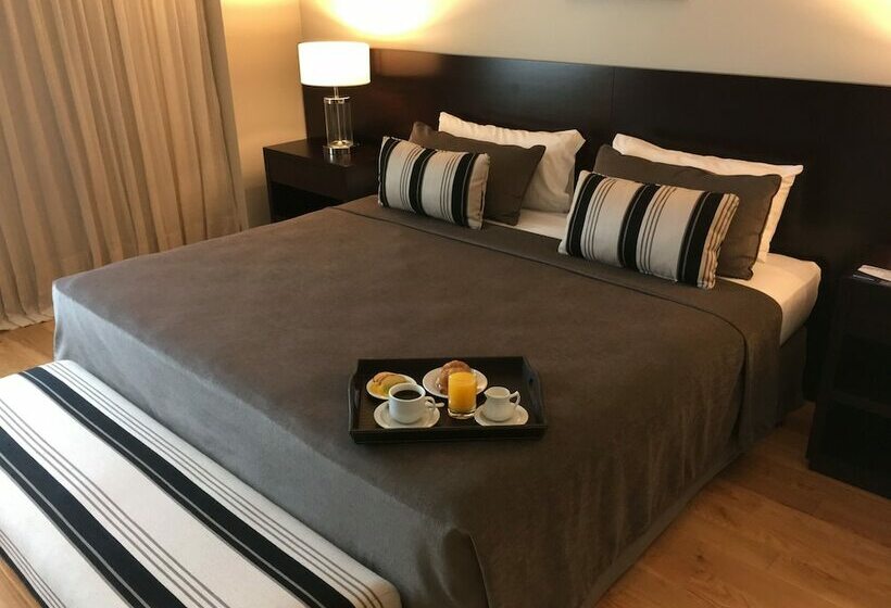 套房, Metropolitano Supara