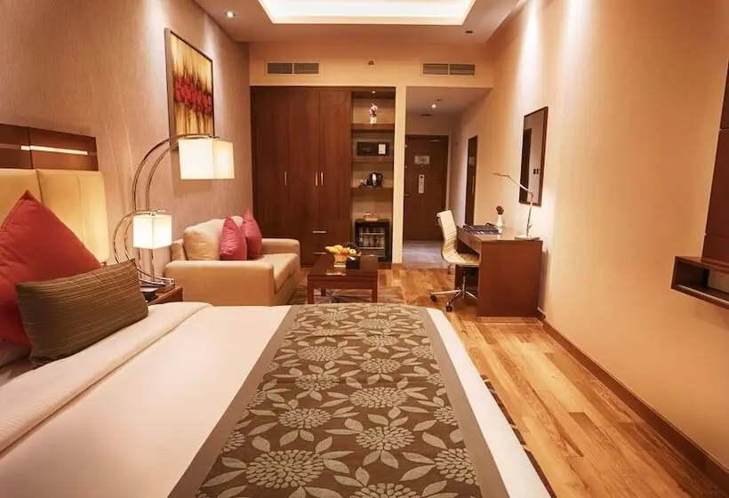 اتاق لوکس با تخت بزرگ, Rose Park Hotel   Al Barsha, Opposite Metro Station