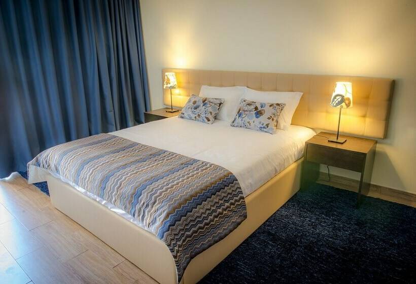 身障者適用スタンダードルーム, Kazas Do Serado