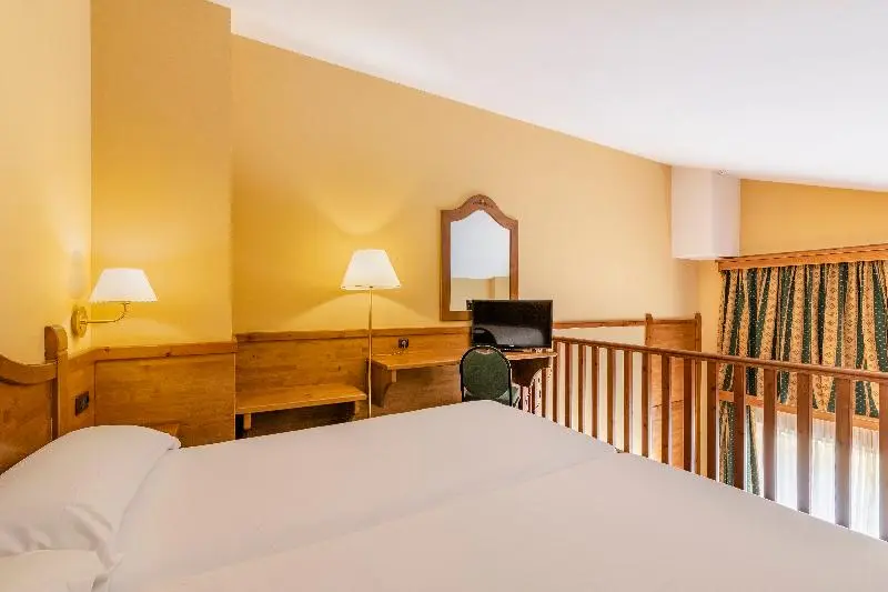 اتاق دوبلکس, Sport Hotel Village
