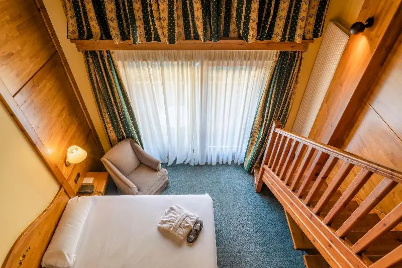 اتاق دوبلکس, Sport Hotel Village