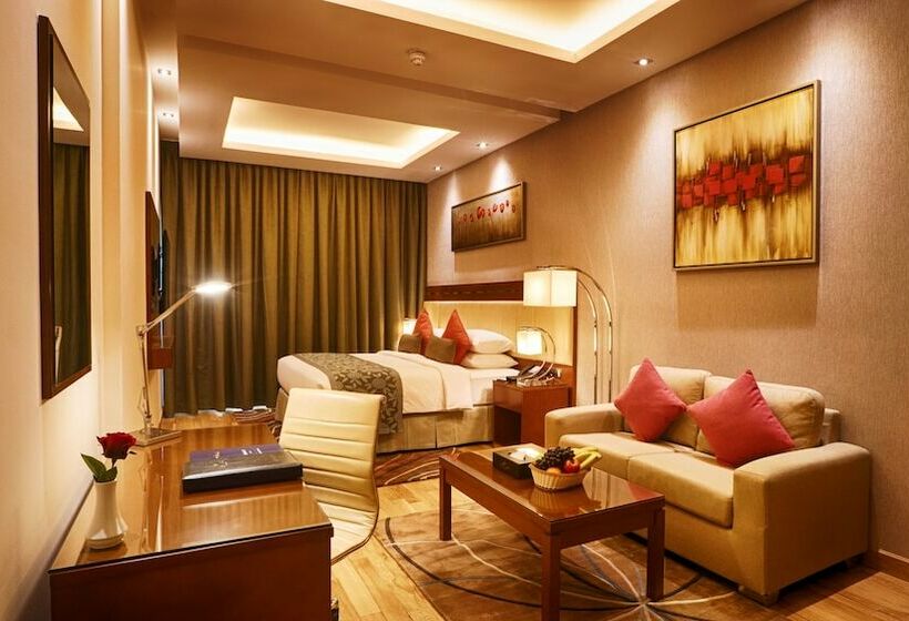 اتاق لوکس با تخت بزرگ, Rose Park Hotel   Al Barsha, Opposite Metro Station