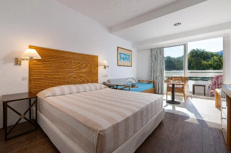 ２ベッドルームアパートメント, Apartamentos Las Palmeras 3000