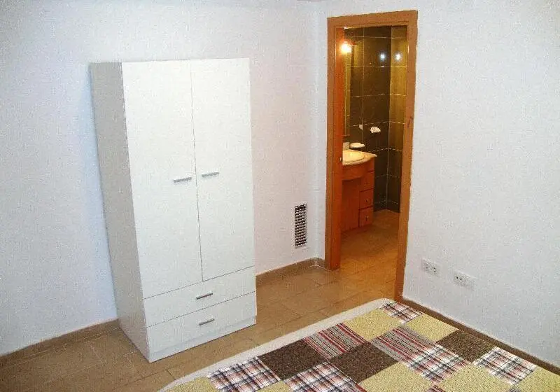 ３ベッドルームアパートメント, Apartamentos Las Palmeras 3000
