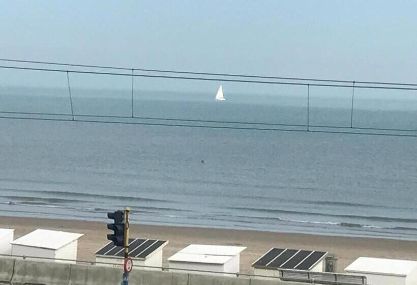 Семейный Номер Вид на Море, Duinekeuntje