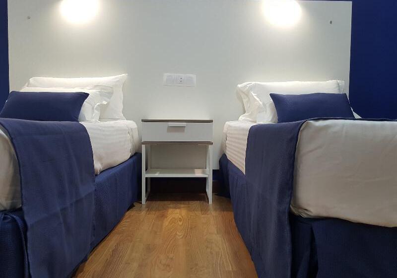 スタンダードルーム, Hostal San Gines