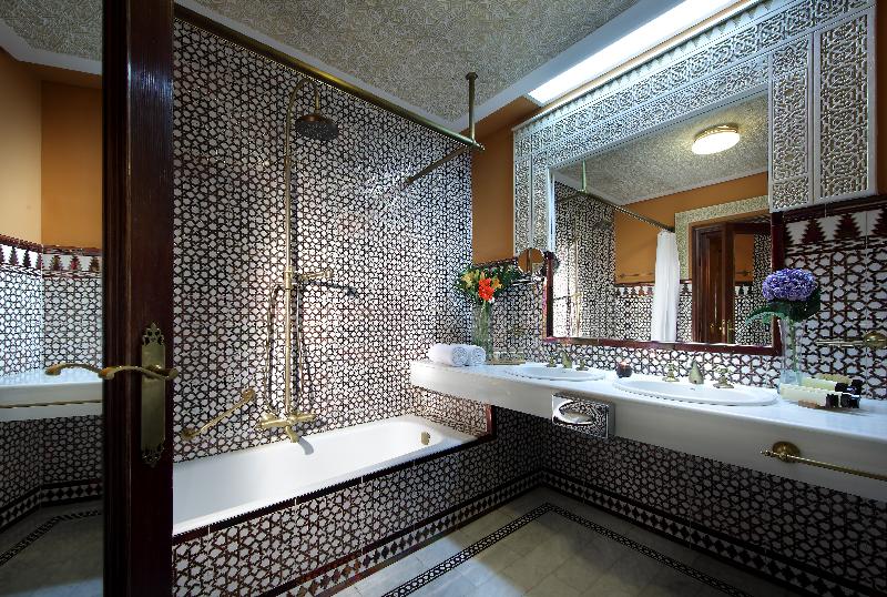 Номер Superior, Lu Pitrali