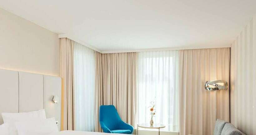 高级大房间, NH Essen